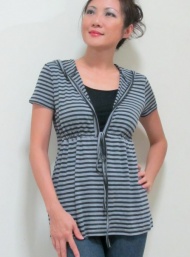 Carly hoodie black and white bamboo nursing funky muma breastfeeding pregnancy maternity wear 